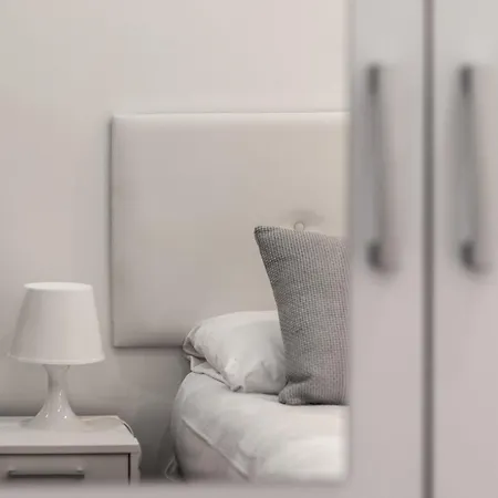 Bilbao Port Iii By Aston Apartment *